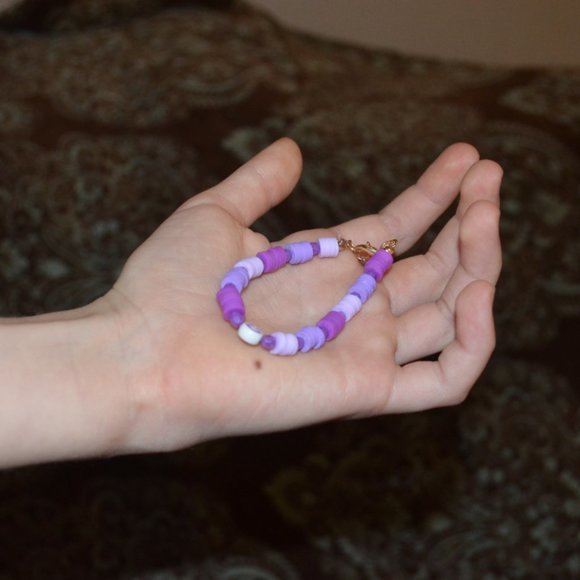 Handmade Clay Beads Elastic Kids Bracelet Purple Smile Image 2.5 length/half - Picture 4 of 5
